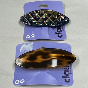 Claire’s 2 Cute Shiny and Glittery Hair Clips